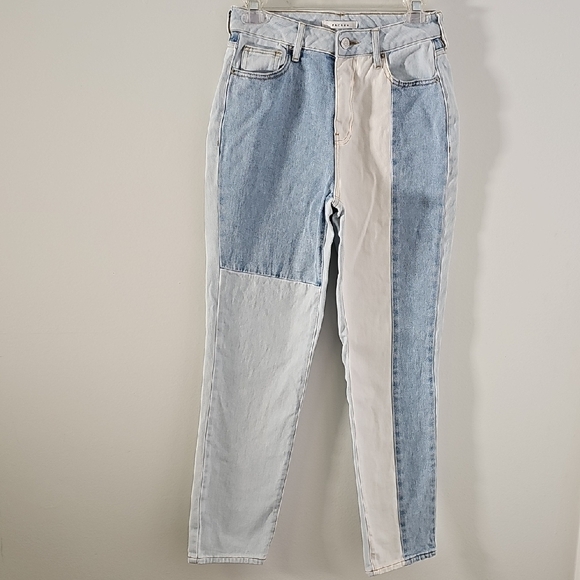 Pacson Mom Two-Tone Blue Jeans. High Rise. Straight Leg. Size 25 - Picture 1 of 9